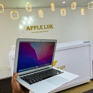 MacBook Air ( Mid 2013 )